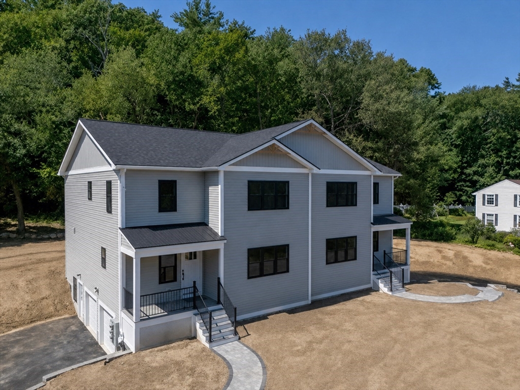 27 Rollins, Groveland, Massachusetts, 4 Bedrooms Bedrooms, 7 Rooms Rooms,3 BathroomsBathrooms,Residential,For Sale,Rollins,73543973