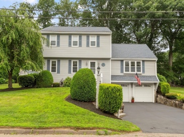 170 Jamestown Rd, Leominster, Massachusetts, 3 Bedrooms Bedrooms, 6 Rooms Rooms,2 BathroomsBathrooms,Residential,For Sale,Jamestown Rd,73552986