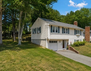 165 King Philip St, Weymouth, Massachusetts, 3 Bedrooms Bedrooms, 9 Rooms Rooms,1.5 BathroomsBathrooms,Residential,For Sale,King Philip St,73552997