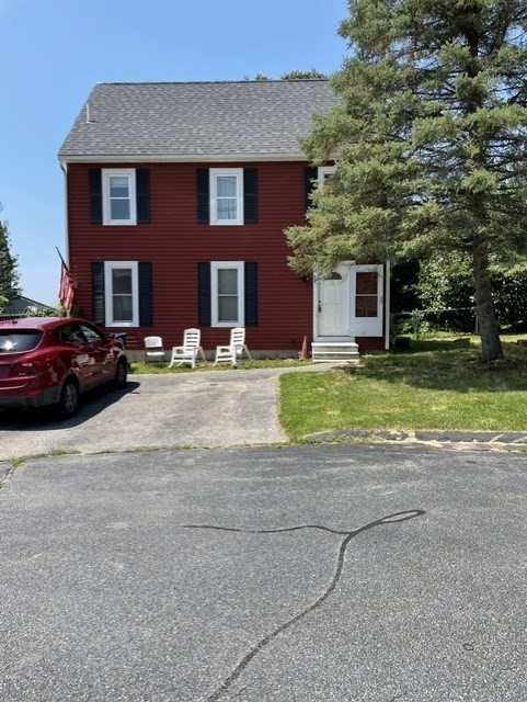 24 Hammock Court, Dracut, Massachusetts, 3 Bedrooms Bedrooms, 7 Rooms Rooms,1.5 BathroomsBathrooms,Residential,For Sale,Court,73546662