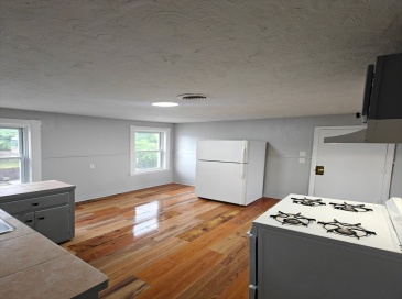 106/118 Wilcox Street, Fall River, Massachusetts, 2 Bedrooms Bedrooms, 5 Rooms Rooms,1 BathroomBathrooms,Residential Lease,For Rent,Wilcox Street,73548073 106/118 Wilcox Street, Fall River, Massachusetts, 2 Bedrooms Bedrooms, 5 Rooms Rooms,1 BathroomBathrooms,Residential Lease,For Rent,Wilcox Street,73548073