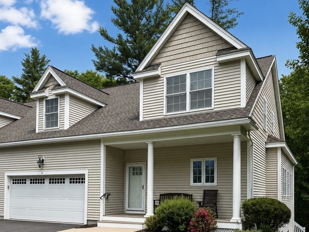 31 Cassandra Ave, Franklin, Massachusetts, 2 Bedrooms Bedrooms, 6 Rooms Rooms,2.5 BathroomsBathrooms,Residential,For Sale,Cassandra Ave,73528807