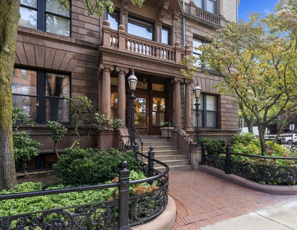 416 Marlborough, Boston, Massachusetts, 1 Bedroom Bedrooms, 4 Rooms Rooms,1 BathroomBathrooms,Residential Lease,For Rent,Marlborough,73545236
