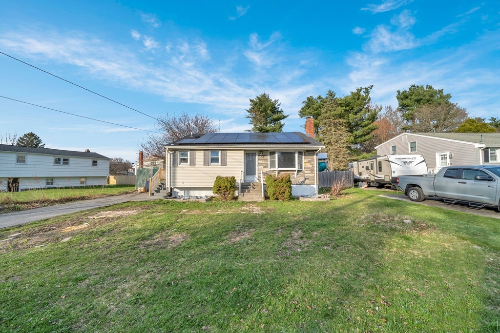 67 Boundary St, Brockton, Massachusetts, 3 Bedrooms Bedrooms, 6 Rooms Rooms,2 BathroomsBathrooms,Residential,For Sale,Boundary St,73503026
