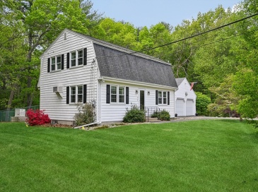 7 Farrwood Dr, Andover, Massachusetts, 4 Bedrooms Bedrooms, 9 Rooms Rooms,2.5 BathroomsBathrooms,Residential,For Sale,Farrwood Dr,73521906