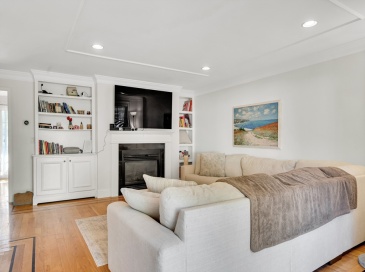 34 N Main St, Natick, Massachusetts, 2 Bedrooms Bedrooms, 6 Rooms Rooms,2.5 BathroomsBathrooms,Residential,For Sale,N Main St,73544163 34 N Main St, Natick, Massachusetts, 2 Bedrooms Bedrooms, 6 Rooms Rooms,2.5 BathroomsBathrooms,Residential,For Sale,N Main St,73544163