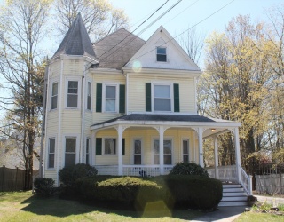 298 Woburn St, Reading, Massachusetts, 5 Bedrooms Bedrooms, 10 Rooms Rooms,3 BathroomsBathrooms,Residential Income,For Sale,Woburn St,73511181