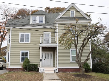 15 Warren, Stoneham, Massachusetts, 4 Bedrooms Bedrooms, 9 Rooms Rooms,1.5 BathroomsBathrooms,Residential Lease,For Rent,Warren,73523166 15 Warren, Stoneham, Massachusetts, 4 Bedrooms Bedrooms, 9 Rooms Rooms,1.5 BathroomsBathrooms,Residential Lease,For Rent,Warren,73523166