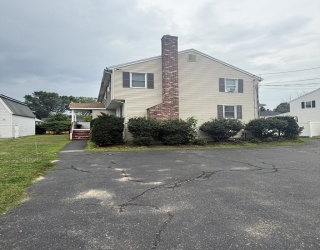 22 Draper Rd, Framingham, Massachusetts, 4 Bedrooms Bedrooms, 6 Rooms Rooms,2.5 BathroomsBathrooms,Residential Lease,For Rent,Draper Rd,73553575