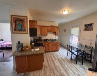 1081 Lawrence St, Lowell, Massachusetts, 2 Bedrooms Bedrooms, 4 Rooms Rooms,1 BathroomBathrooms,Residential Lease,For Rent,Lawrence St,73553583