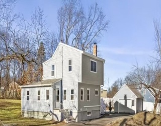 12 Tri Street, Ashland, Massachusetts, 3 Bedrooms Bedrooms, 7 Rooms Rooms,1 BathroomBathrooms,Residential Lease,For Rent,Tri Street,73553594