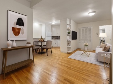 290 Commonwealth Ave, Boston, Massachusetts, 3 Bedrooms Bedrooms, 5 Rooms Rooms,1 BathroomBathrooms,Residential Lease,For Rent,Commonwealth Ave,73495167