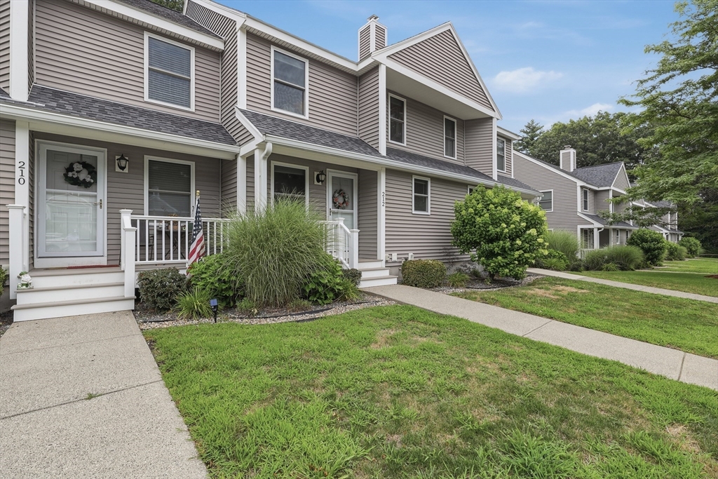 212 Bayberry Hill Lane, Leominster, Massachusetts, 2 Bedrooms Bedrooms, 6 Rooms Rooms,1.5 BathroomsBathrooms,Residential,For Sale,Bayberry Hill Lane,73553599