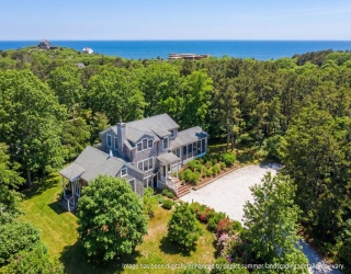 9 Towhee Lane, Truro, Massachusetts, 4 Bedrooms Bedrooms, 7 Rooms Rooms,4 BathroomsBathrooms,Residential,For Sale,Towhee Lane,73486299