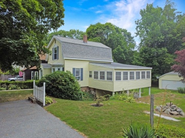 250 Salem Street, Haverhill, Massachusetts, 3 Bedrooms Bedrooms, 7 Rooms Rooms,1 BathroomBathrooms,Residential,For Sale,Salem Street,73553615