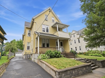 108 Grape St, Chicopee, Massachusetts, 5 Bedrooms Bedrooms, 15 Rooms Rooms,3.5 BathroomsBathrooms,Residential Income,For Sale,Grape St,73553596