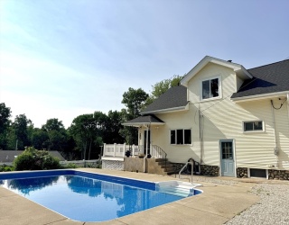 22 Pelican Ave, Worcester, Massachusetts, 2 Bedrooms Bedrooms, 5 Rooms Rooms,1 BathroomBathrooms,Residential,For Sale,Pelican Ave,73553625