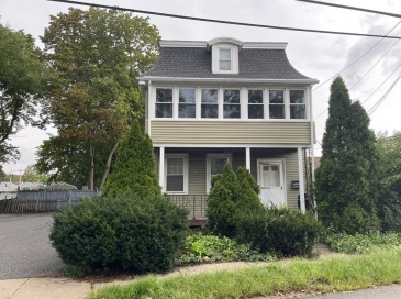 9 Guinan Street, Waltham, Massachusetts, 6 Bedrooms Bedrooms, 10 Rooms Rooms,2 BathroomsBathrooms,Residential Lease,For Rent,Guinan Street,73553509