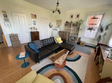 2 Linden, Brookline, Massachusetts, 3 Bedrooms Bedrooms, 6 Rooms Rooms,1 BathroomBathrooms,Residential Lease,For Rent,Linden,73553556