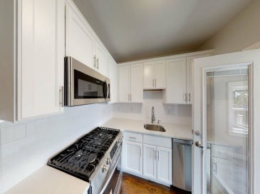 836 Canterbury St, Boston, Massachusetts, 1 Bedroom Bedrooms, 5 Rooms Rooms,1 BathroomBathrooms,Residential Lease,For Rent,Canterbury St,73553566