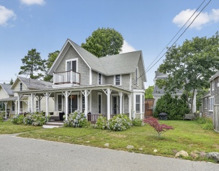 59 Tuckernuck Ave, Oak Bluffs, Massachusetts, 4 Bedrooms Bedrooms, 7 Rooms Rooms,2.5 BathroomsBathrooms,Residential,For Sale,Tuckernuck Ave,73553801
