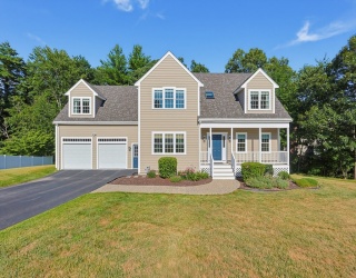 7 Hayden Ln, Ashland, Massachusetts, 4 Bedrooms Bedrooms, 10 Rooms Rooms,2.5 BathroomsBathrooms,Residential,For Sale,Hayden Ln,73553828
