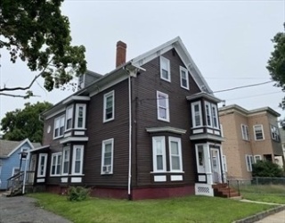 48 Whiting, Lynn, Massachusetts, 7 Bedrooms Bedrooms, 14 Rooms Rooms,3 BathroomsBathrooms,Residential Income,For Sale,Whiting,73553833