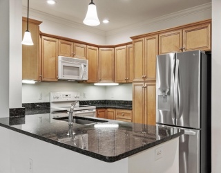 1313 Emerald Ct, Tewksbury, Massachusetts, 1 Bedroom Bedrooms, 4 Rooms Rooms,1.5 BathroomsBathrooms,Residential,For Sale,Emerald Ct,73553840