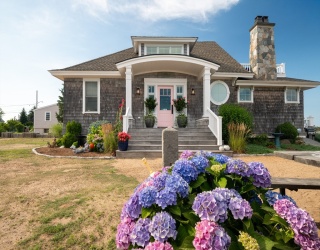11 Julia St, Newburyport, Massachusetts, 3 Bedrooms Bedrooms, 8 Rooms Rooms,2 BathroomsBathrooms,Residential,For Sale,Julia St,73553819