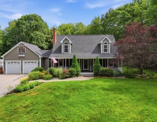 166 Greenville St, Spencer, Massachusetts, 3 Bedrooms Bedrooms, 10 Rooms Rooms,2.5 BathroomsBathrooms,Residential,For Sale,Greenville St,73553847