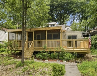 7 Victoria Avenue, Rutland, Massachusetts, 2 Bedrooms Bedrooms, 5 Rooms Rooms,1 BathroomBathrooms,Residential,For Sale,Victoria Avenue,73553859