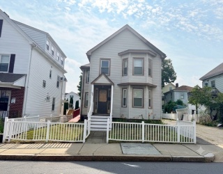 268 Newton St, Waltham, Massachusetts, 4 Bedrooms Bedrooms, 8 Rooms Rooms,2 BathroomsBathrooms,Residential,For Sale,Newton St,73553634