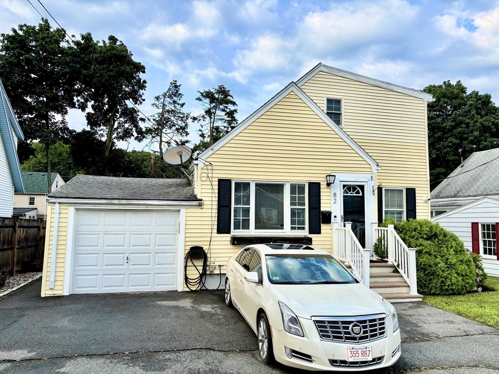 82 Millard Ave, Lynn, Massachusetts, 3 Bedrooms Bedrooms, 6 Rooms Rooms,2 BathroomsBathrooms,Residential,For Sale,Millard Ave,73553778