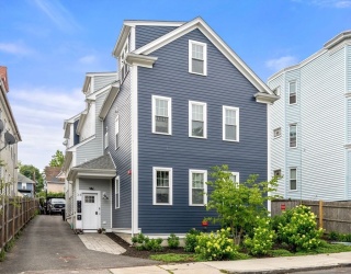 38 Armandine Street, Boston, Massachusetts, 3 Bedrooms Bedrooms, 5 Rooms Rooms,2.5 BathroomsBathrooms,Residential,For Sale,Armandine Street,73553650