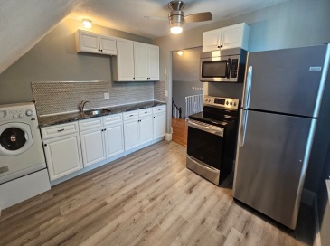 63 Orange, Attleboro, Massachusetts, 1 Bedroom Bedrooms, 4 Rooms Rooms,1 BathroomBathrooms,Residential Lease,For Rent,Orange,73553667 63 Orange, Attleboro, Massachusetts, 1 Bedroom Bedrooms, 4 Rooms Rooms,1 BathroomBathrooms,Residential Lease,For Rent,Orange,73553667