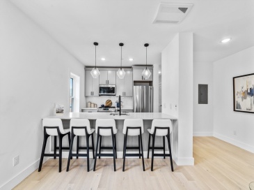 208 Spencer, Chelsea, Massachusetts, 2 Bedrooms Bedrooms, 5 Rooms Rooms,2 BathroomsBathrooms,Residential Lease,For Rent,Spencer,73553677 208 Spencer, Chelsea, Massachusetts, 2 Bedrooms Bedrooms, 5 Rooms Rooms,2 BathroomsBathrooms,Residential Lease,For Rent,Spencer,73553677