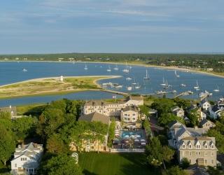 131 North Water St-Huxford Cottage, Edgartown, Massachusetts, 2 Bedrooms Bedrooms, 3 Rooms Rooms,2 BathroomsBathrooms,Residential,For Sale,North Water St-Huxford Cottage,73553679