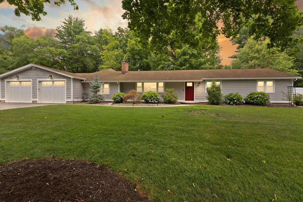 9 Wild Rose Dr, Andover, Massachusetts, 4 Bedrooms Bedrooms, 9 Rooms Rooms,2.5 BathroomsBathrooms,Residential,For Sale,Wild Rose Dr,73553673
