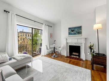 21 Hancock St, Boston, Massachusetts, 1 Bedroom Bedrooms, 2 Rooms Rooms,1 BathroomBathrooms,Residential Lease,For Rent,Hancock St,73553696