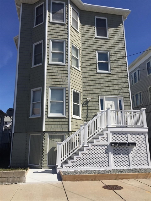 40 Everard Street, Revere, Massachusetts, 3 Bedrooms Bedrooms, 5 Rooms Rooms,1 BathroomBathrooms,Residential Lease,For Rent,Everard Street,73553711