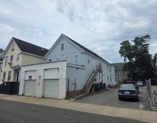 168 Suffolk St, Lowell, Massachusetts, 7 Bedrooms Bedrooms, 14 Rooms Rooms,4 BathroomsBathrooms,Residential Income,For Sale,Suffolk St,73553719