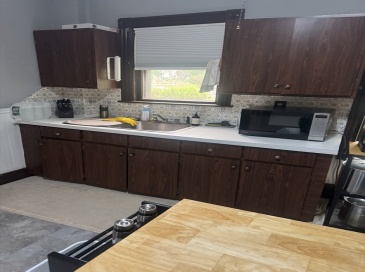 123 Ashland Street, Melrose, Massachusetts, 1 Bedroom Bedrooms, 4 Rooms Rooms,1 BathroomBathrooms,Residential Lease,For Rent,Ashland Street,73550569