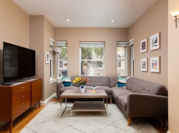 30 Edgerly Rd., Boston, Massachusetts, 2 Bedrooms Bedrooms, 4 Rooms Rooms,1 BathroomBathrooms,Residential Lease,For Rent,Edgerly Rd.,73547716