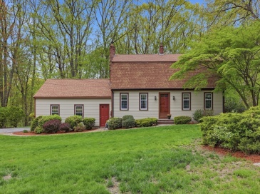 2 Esther Drive, Milford, Massachusetts, 3 Bedrooms Bedrooms, 8 Rooms Rooms,1.5 BathroomsBathrooms,Residential,For Sale,Esther Drive,73517053 2 Esther Drive, Milford, Massachusetts, 3 Bedrooms Bedrooms, 8 Rooms Rooms,1.5 BathroomsBathrooms,Residential,For Sale,Esther Drive,73517053
