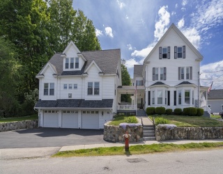 30 Orchard St, Amesbury, Massachusetts, 7 Bedrooms Bedrooms, 17 Rooms Rooms,3.5 BathroomsBathrooms,Residential Income,For Sale,Orchard St,73521715