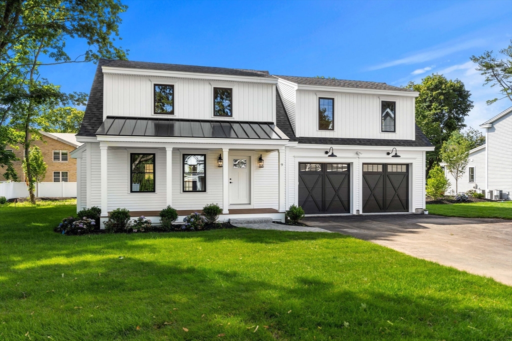 9 Harvey Park, Lynnfield, Massachusetts, 4 Bedrooms Bedrooms, 7 Rooms Rooms,4.5 BathroomsBathrooms,Residential,For Sale,Harvey Park,73553753