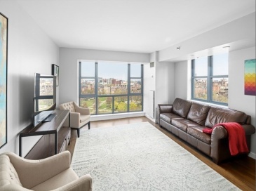 170 Tremont St, Boston, Massachusetts, 3 Bedrooms Bedrooms, 5 Rooms Rooms,2 BathroomsBathrooms,Residential Lease,For Rent,Tremont St,73553921