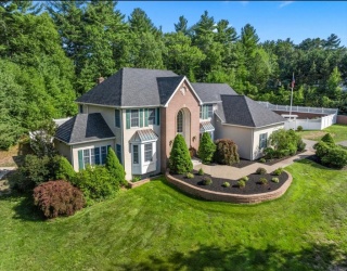 256 Hillcrest Rd, Marshfield, Massachusetts, 5 Bedrooms Bedrooms, 11 Rooms Rooms,4.5 BathroomsBathrooms,Residential,For Sale,Hillcrest Rd,73553933