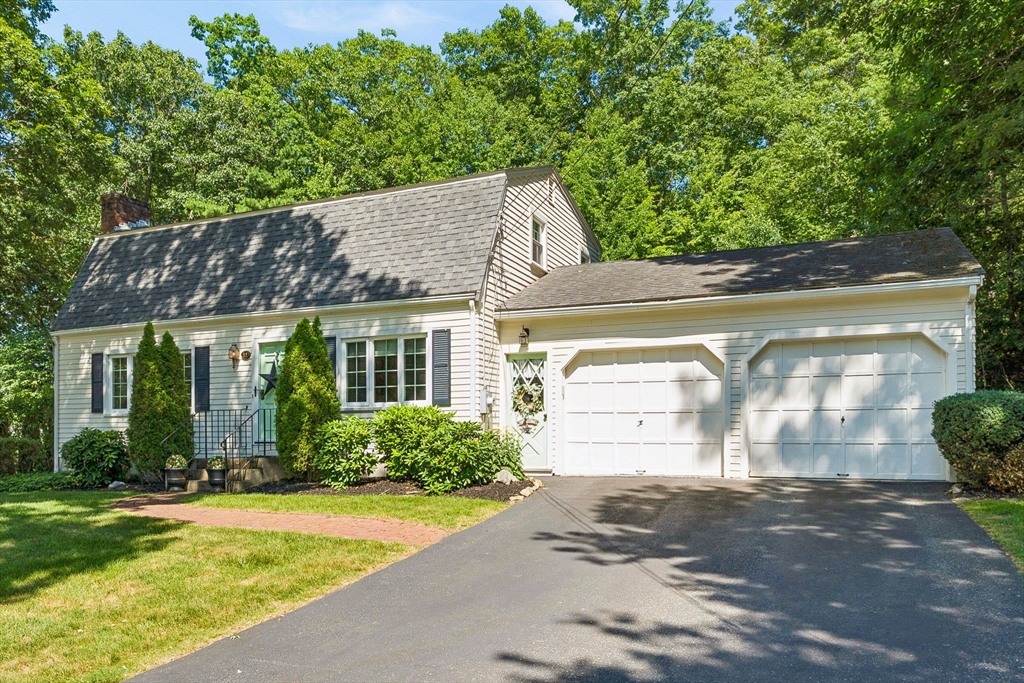 12 Hyder Street, Westborough, Massachusetts, 4 Bedrooms Bedrooms, 7 Rooms Rooms,1.5 BathroomsBathrooms,Residential,For Sale,Hyder Street,73553873