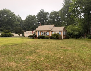16 Vine Street, Duxbury, Massachusetts, 3 Bedrooms Bedrooms, 5 Rooms Rooms,1 BathroomBathrooms,Residential,For Sale,Vine Street,73553745